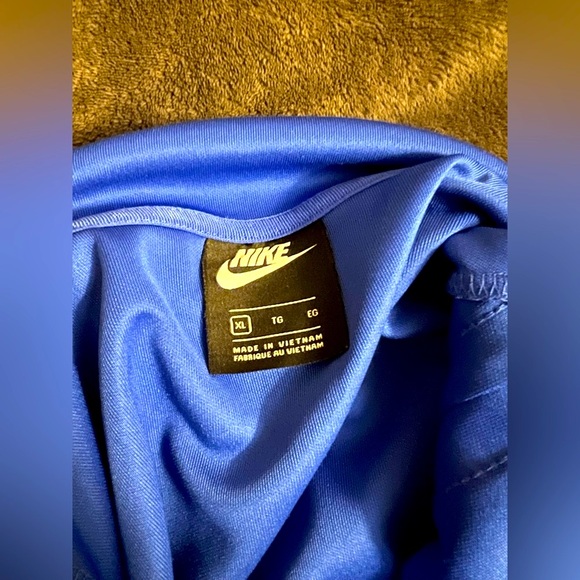 SPORTSWEAR N98 JACKET
Men – Hyper Royal/Dynamic Yellow XL Preowned - Picture 5 of 5